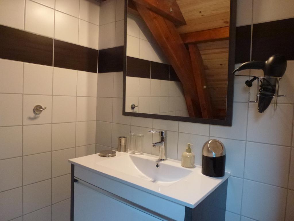 Le Rocher des Ducs Le Glaizil Zimmer foto